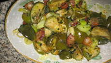 Jiló com alho-poró