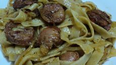 Macarrão com linguiça