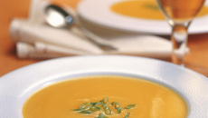 Sopa de maçã, abóbora e gengibre