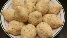 Bolinho de mandioca recheado