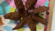 Bolo na caneca integral com calda