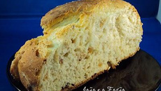Pão de torresmo
