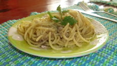 Macarrão Alho e Óleo com Sardinha