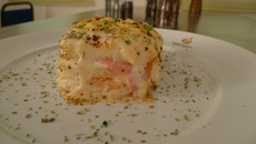 Sanduíche cremoso de forno