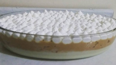 Pavê de doce de leite com abacaxi