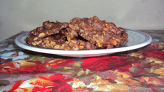 Pé de moleque com chocolate e leite condensao