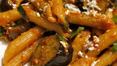 Espaguete à la Norma