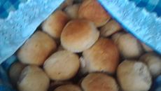 Pão de batata e nata recheado