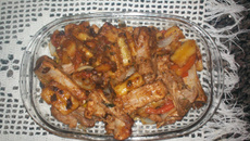 Costelinha de porco com mandioca