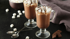 Chocolate quente com aveia