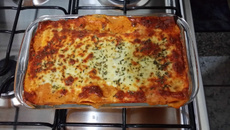 Conchiglione de frango com molho provolone