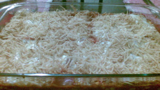 Lasanha de presunto de queijo com batata palha