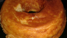 Bolo mole de batata inglesa da Cida