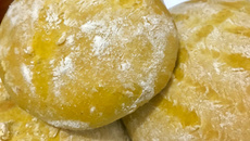 Pão de cenoura e Queijo
