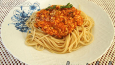 Macarrão de ricota com tomate
