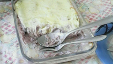 Escondidinho de cará com costela bovina