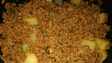 Carne moída com batata simples