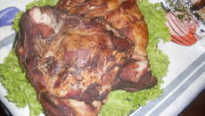 Costelinha de porco ao vinho tinto