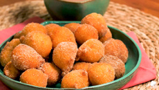 Bolinho de chuva de cenoura 