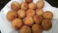 Bolinhos de calabresa