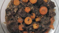 Bisteca na panela de pressão sem água