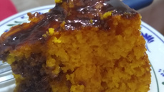 Bolo de cenoura cozida