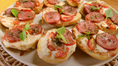 Batata recheada sabor pizza