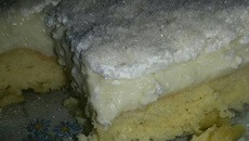 Torta pão de ló de abacaxi