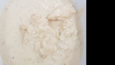 Filé de peito de frango com molho branco