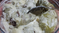 Charuto de repolho com creme branco ( Receita de autoria, Bruna Serrani)