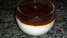 Flan de coco com calda de ameixa diet