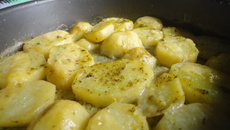 Batata de forno com leite de coco