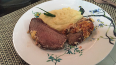 Rosbife de picanha com aligot de batata