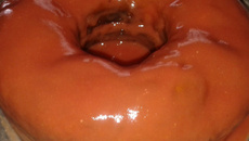 Bolo simples com recheio de goiaba