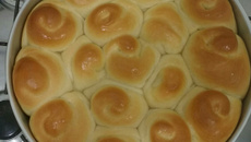 Pão caseiro super fácil