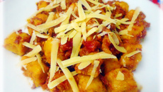 Nhoque de abóbora com carne seca