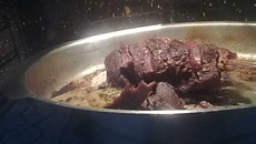 Picanha fatiada recheada com bacon calabresa