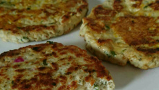 Hambúrguer de frango recheado