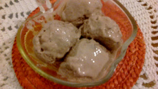 Sorvete cremoso de chocolate