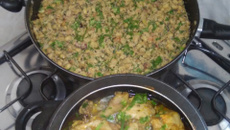 Galinha caipira com feijão tropeiro