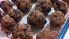 Trufas de chocolate low carb superfácil