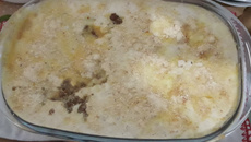 Picadinho no purê de batata