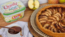 Torta de maçã com caramelo salgado