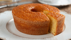 Bolo de milho de lata no liquidificador