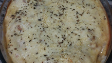 Peito de frango ao molho cremoso