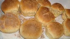 Pãozinho de leite condensado