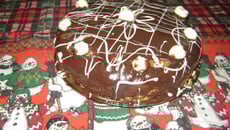 Bolo de cenoura com cobertura de ganache