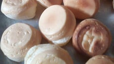 Pão de queijo de liquidificador - rápido e fácil