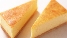 Bolo mole com leite condensado