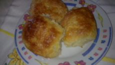 Pão de batata recheado